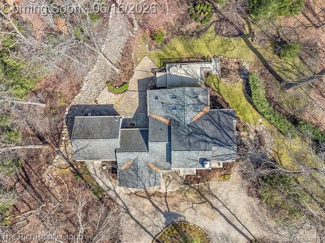 Builiding view forty three for 2300 Stoney Blf, Milford, MI. 48381
