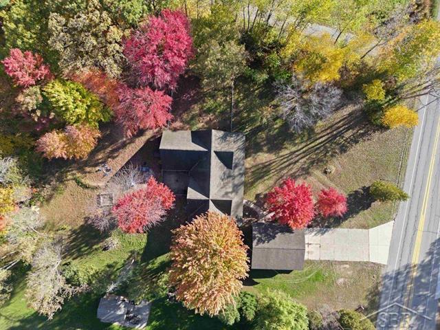 Builiding view fifty three for 4318 Eastman, Midland, MI. 48642