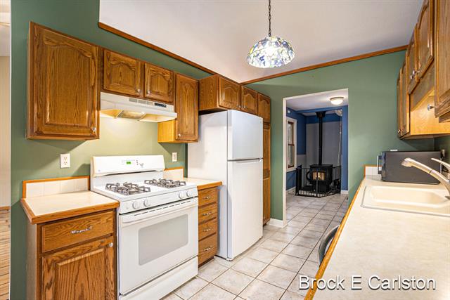 Builiding view eleven for 1977 Michillinda, Twin Lake, MI. 49457