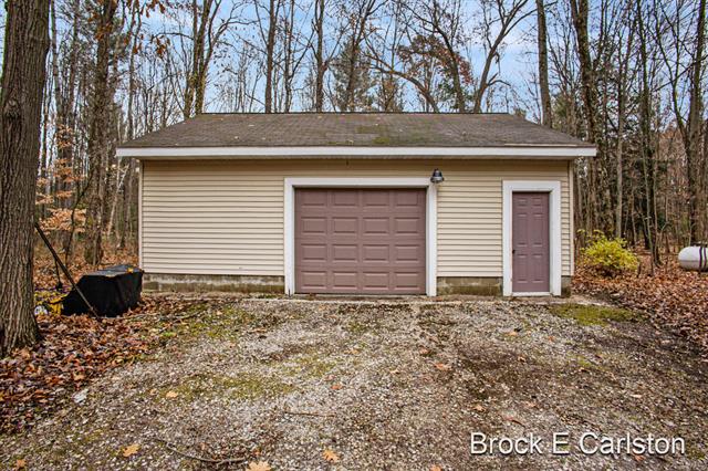 Builiding view five for 1977 Michillinda, Twin Lake, MI. 49457