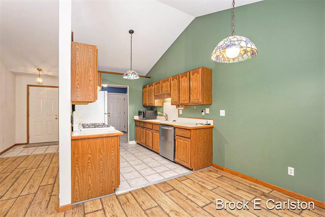 Builiding view nine for 1977 Michillinda, Twin Lake, MI. 49457