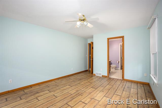 Builiding view sixteen for 1977 Michillinda, Twin Lake, MI. 49457