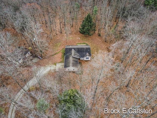 Builiding view twenty six for 1977 Michillinda, Twin Lake, MI. 49457