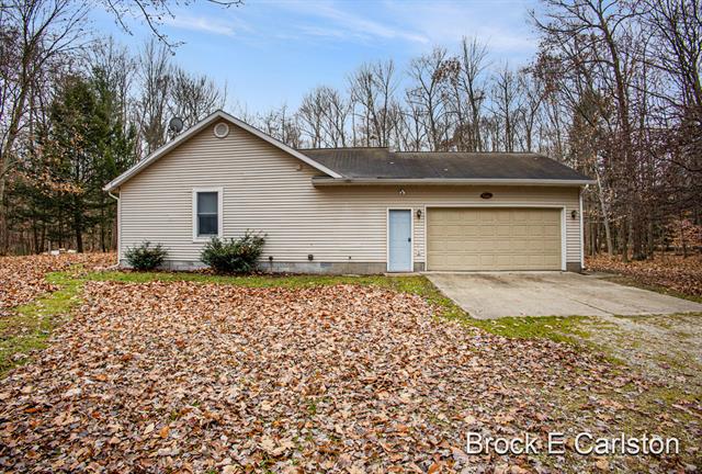 Builiding view two for 1977 Michillinda, Twin Lake, MI. 49457