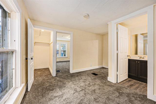 Builiding view eleven for 617 Elizabeth, Kalamazoo, MI. 49007