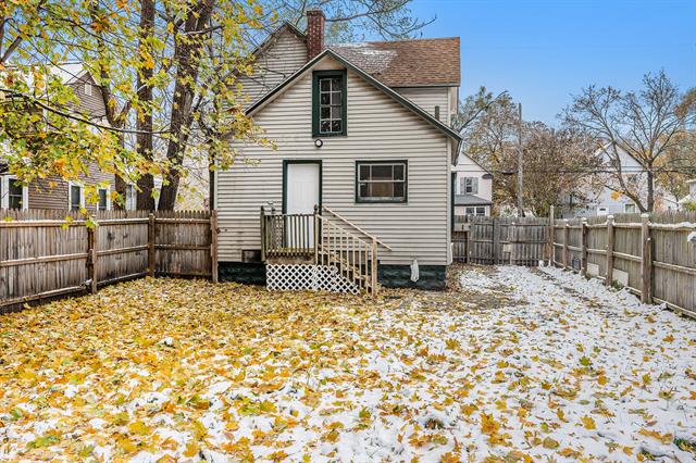 Builiding view nineteen for 617 Elizabeth, Kalamazoo, MI. 49007