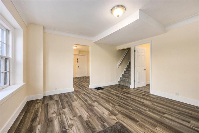 Builiding view two for 617 Elizabeth, Kalamazoo, MI. 49007