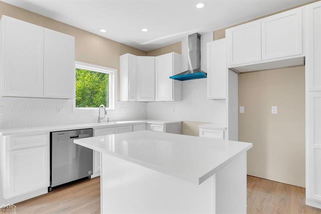 Builiding view thirteen for 201 Degurse, Marine City, MI. 48039