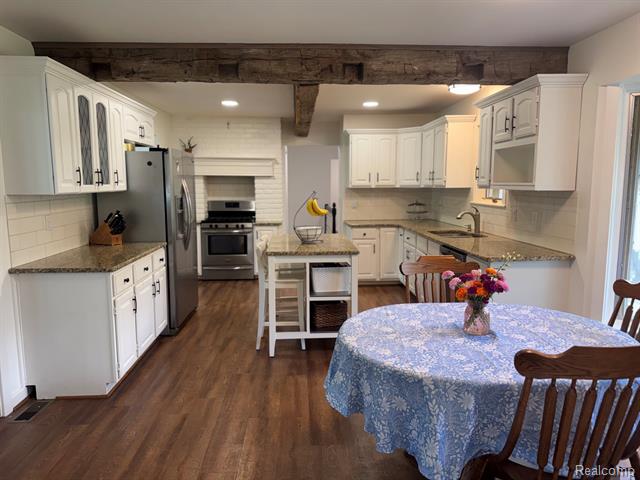 Builiding view fifteen for 5465 Lake George, Metamora, MI. 48455