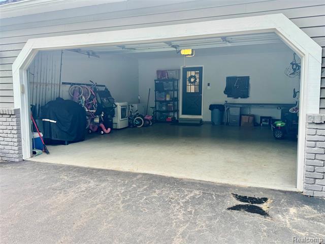 Builiding view fifty five for 5465 Lake George, Metamora, MI. 48455