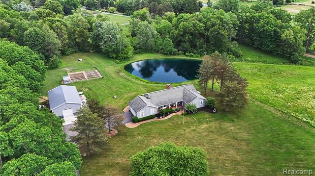 Builiding view one for 5465 Lake George, Metamora, MI. 48455