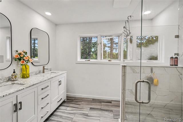 Builiding view twenty four for 5465 Lake George, Metamora, MI. 48455