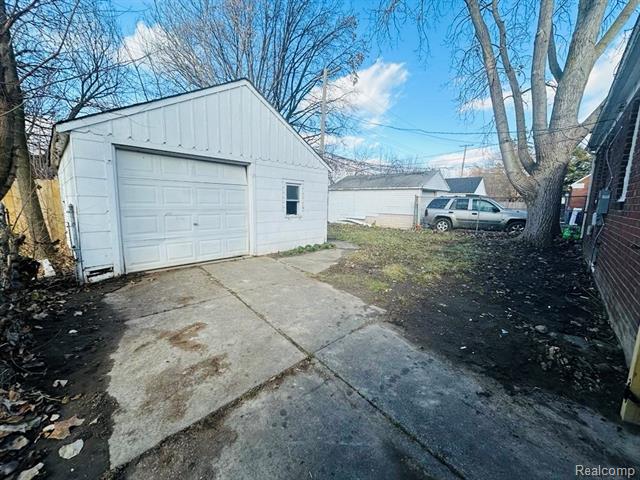 Builiding view nine for 12793 Payton, Detroit, MI. 48224