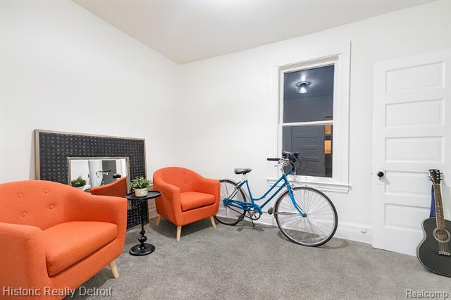 Builiding view eleven for 5095 Van Dyke, Detroit, MI. 48213