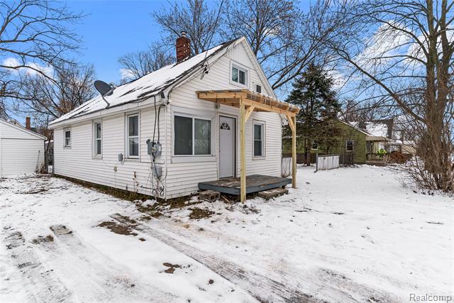 Builiding view eighteen for 1169 Carman, Burton, MI. 48529