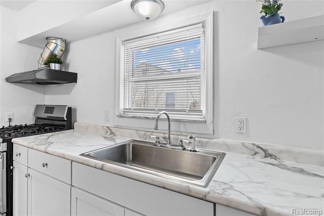 Builiding view eleven for 1169 Carman, Burton, MI. 48529