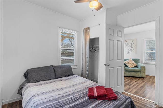 Builiding view five for 1169 Carman, Burton, MI. 48529