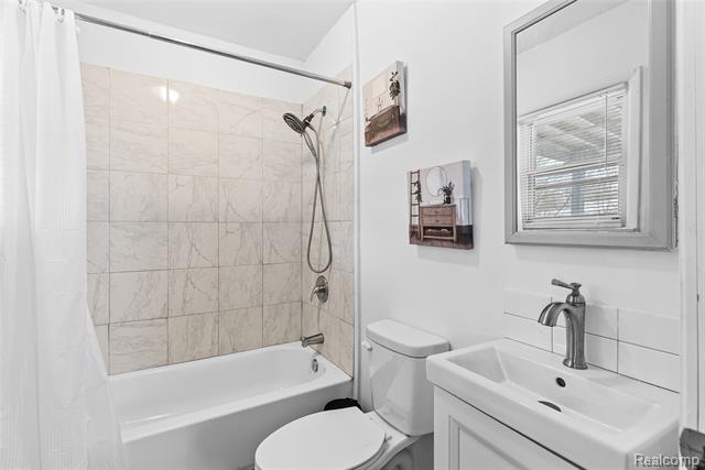 Builiding view twelve for 1169 Carman, Burton, MI. 48529