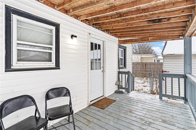 Builiding view twenty four for 1169 Carman, Burton, MI. 48529