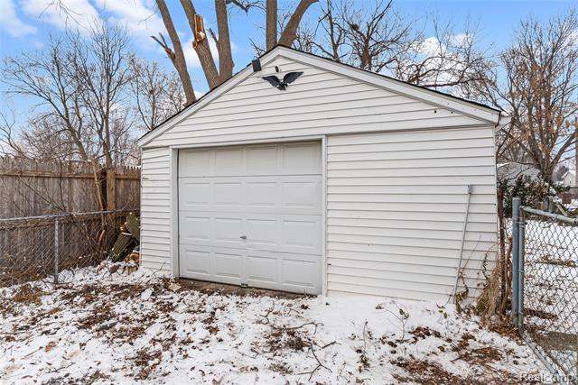 Builiding view twenty six for 1169 Carman, Burton, MI. 48529