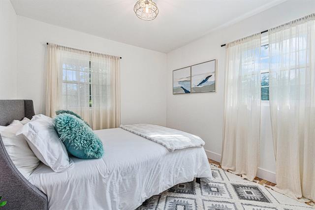 Builiding view sixteen for 819 Michigan, New Buffalo, MI. 49117