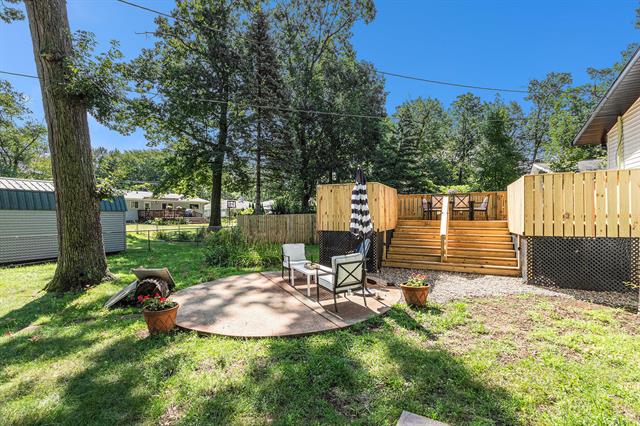 Builiding view thirty five for 819 Michigan, New Buffalo, MI. 49117