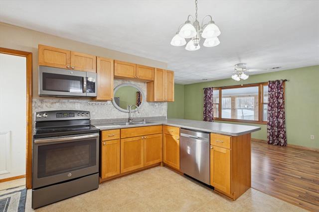 Builiding view six for 100 Long, Marshall, MI. 49068