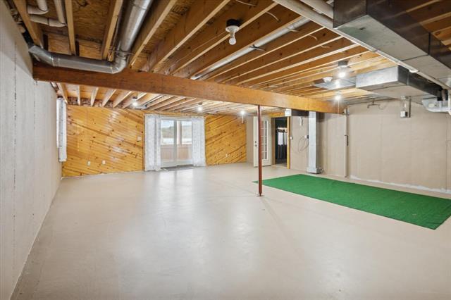 Builiding view twenty four for 100 Long, Marshall, MI. 49068