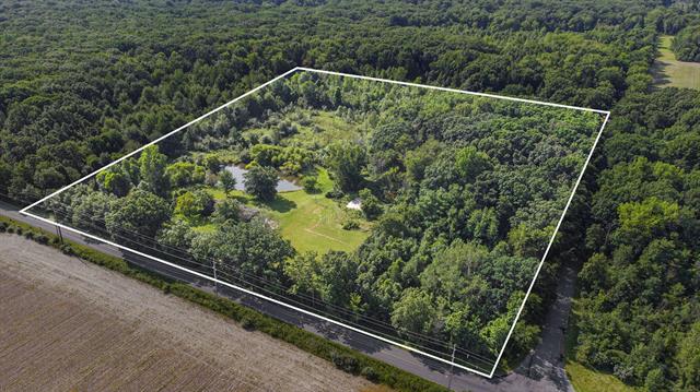 Builiding view thirteen for 7260 East, Three Oaks, MI. 49128