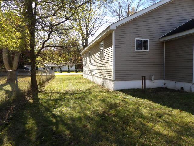 Builiding view nineteen for 255 Livingston, Battle Creek, MI. 49014