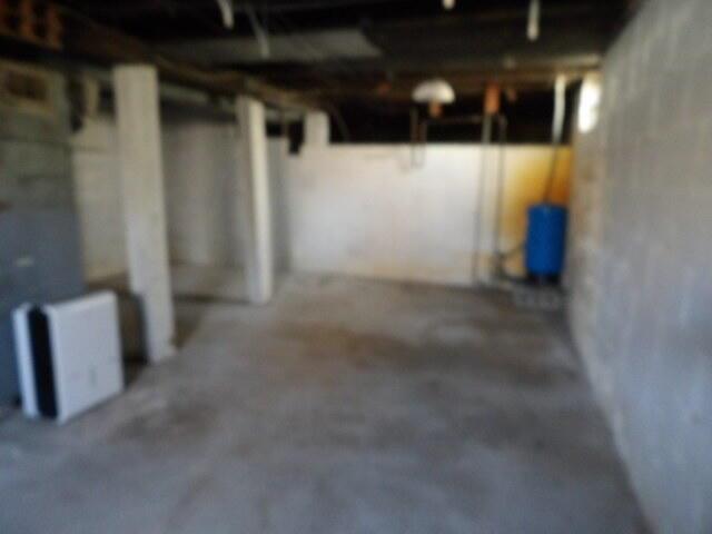 Builiding view seventeen for 255 Livingston, Battle Creek, MI. 49014