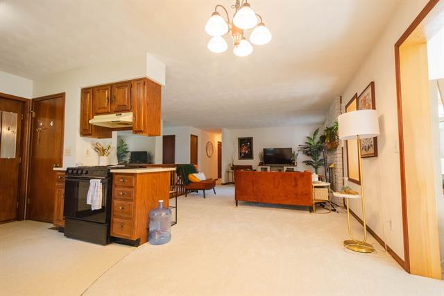Builiding view eleven for 300 Hidden Forest, Battle Creek, MI. 49014
