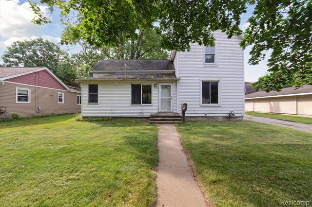 front view for 675 W Middle Street, Chelsea, Mi. 48118