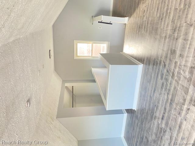 Builiding view ten for 17706 Stahelin, Detroit, MI. 48219