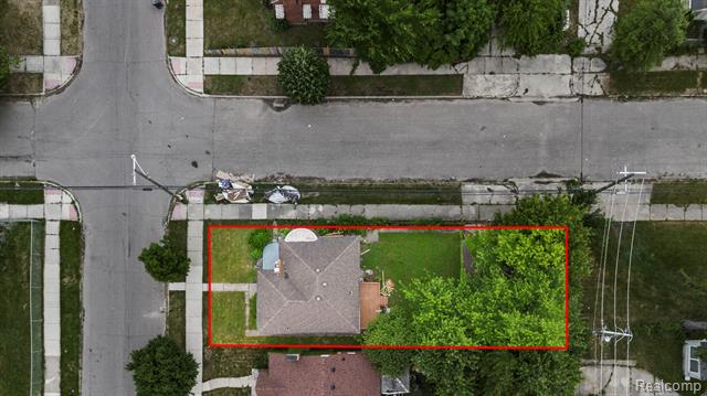 Builiding view one for 10270 Beaconsfield, Detroit, MI. 48224