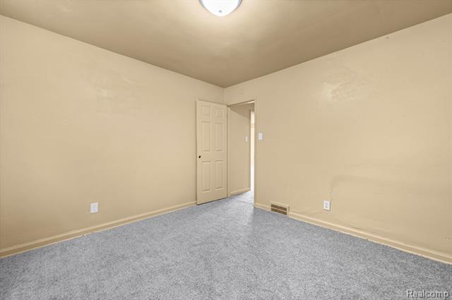 Builiding view ten for 10270 Beaconsfield, Detroit, MI. 48224