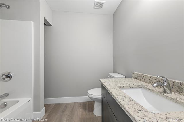 Builiding view eleven for 303 Hidden Harbor, Marine City, MI. 48039