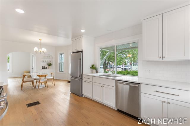 Builiding view three for 430 Washington Avenue, Holland, MI. 49423