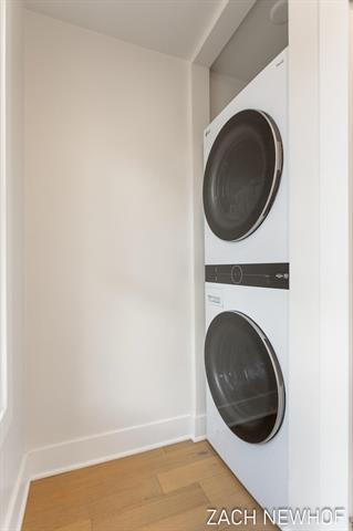 Builiding view twenty one for 430 Washington Avenue, Holland, MI. 49423