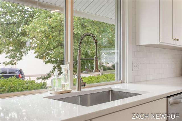 Builiding view two for 430 Washington Avenue, Holland, MI. 49423