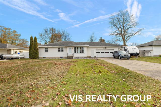 Builiding view forty six for 5116 Gay, Muskegon, MI. 49441