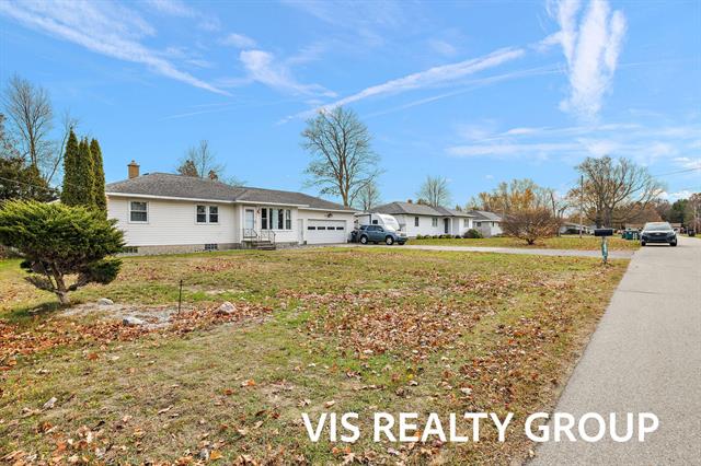 Builiding view forty three for 5116 Gay, Muskegon, MI. 49441