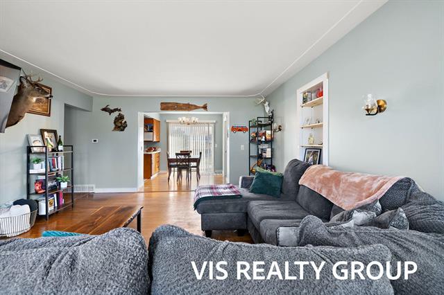 Builiding view nine for 5116 Gay, Muskegon, MI. 49441