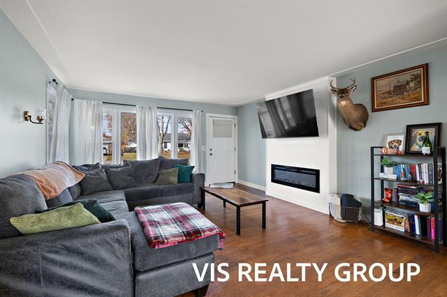 Builiding view ten for 5116 Gay, Muskegon, MI. 49441