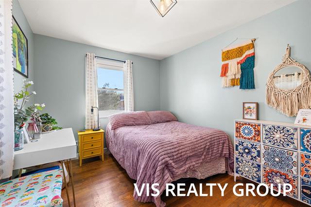 Builiding view thirty one for 5116 Gay, Muskegon, MI. 49441