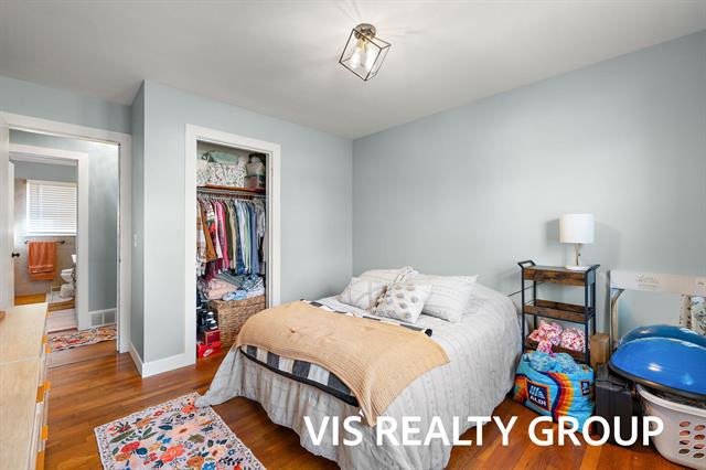 Builiding view twenty four for 5116 Gay, Muskegon, MI. 49441