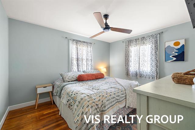 Builiding view twenty seven for 5116 Gay, Muskegon, MI. 49441