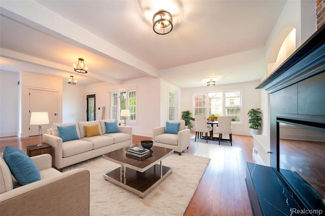 Builiding view six for 1583 Cadillac, Detroit, MI. 48214