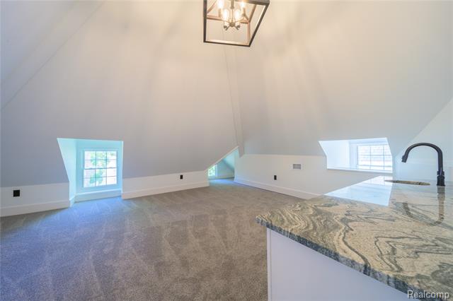 Builiding view thirty nine for 1583 Cadillac, Detroit, MI. 48214