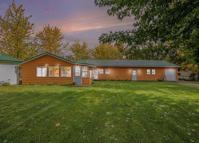 Builiding view one for 53027 Twin Lakes, Dowagiac, MI. 49047